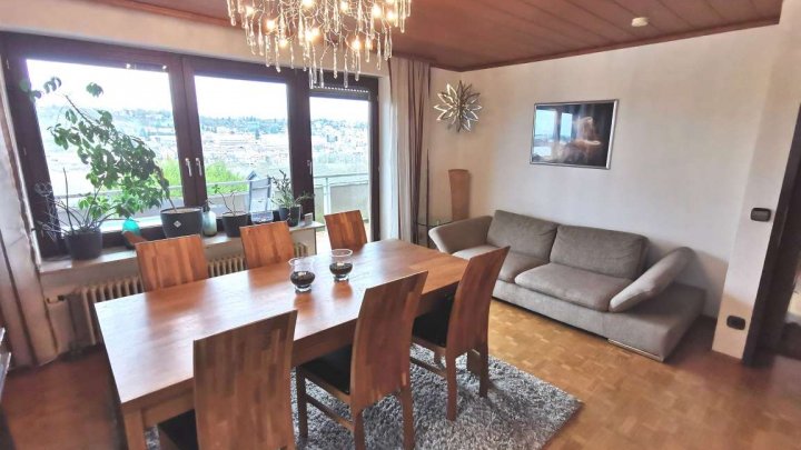 Gemütliche 2-Zimmer-Mietwohnung in Aussichtslage