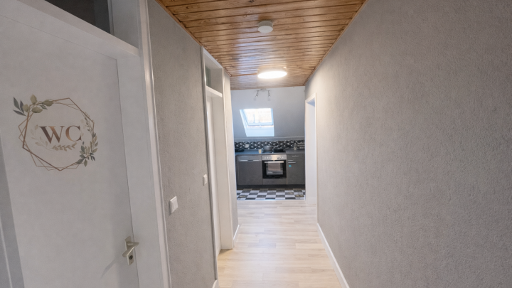 Schöne 3- Zimmer Wohnung oder Top- Kapitalanlage mit 3-Zimmer-WG-Potenzial & zusätzlicher Stellplatz