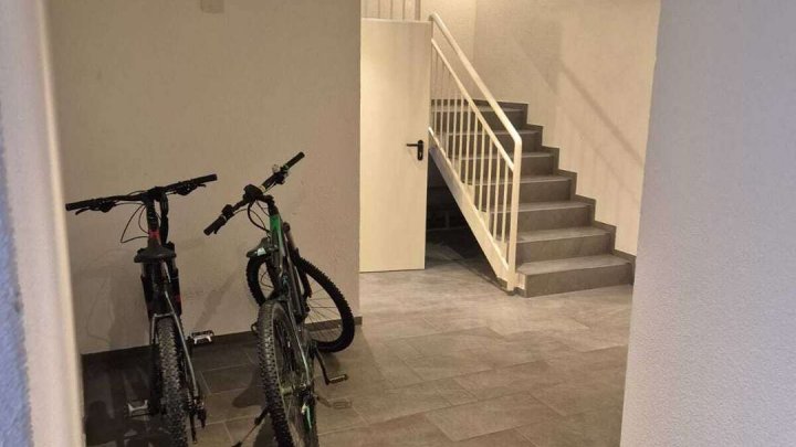 Soll es etwas Besonderes sein? 4-Zimmer Maisonette-Wohnung in Remchingen-Singen!