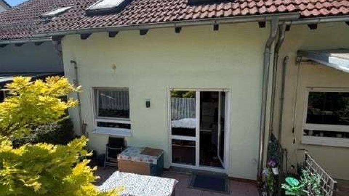 Gepflegtes Haus mit bis zu 4 Schlafzimmern - ab € 1.675,- mtl. Finanzierungsrate *