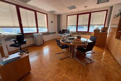 Büro 2. OG Büro- & Produktionsgebäude (GR 32)