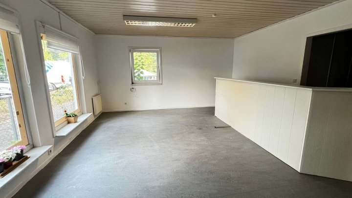 Charmantes 1-Zimmer-Häuschen mit eigenem Eingang und Freisitz