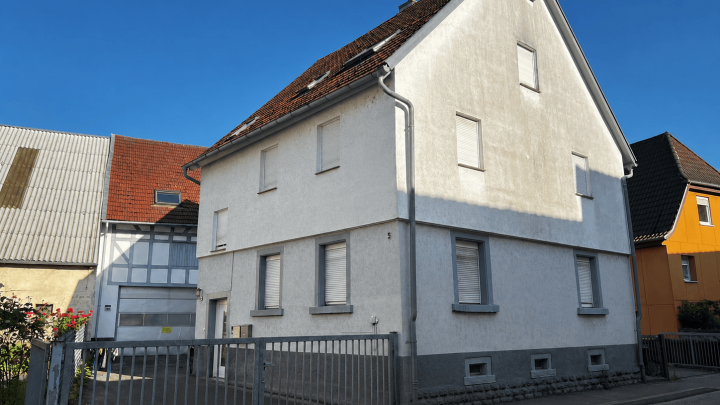 Gemütliche 2-Zimmer-Wohnung mit Garage in Ispringen zu vermieten!
