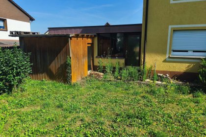 Schopf und Zugang zur Veranda