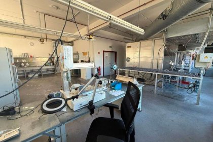 Werkstatt 1. OG Büro- & Produktionsgebäude (GR 27)