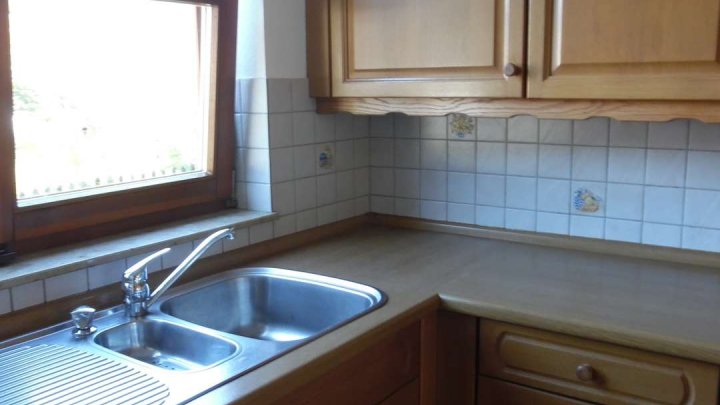 Zentral gelegenes Reihenendhaus in Bad Wildbad/Calmbach mit Carport und Garten