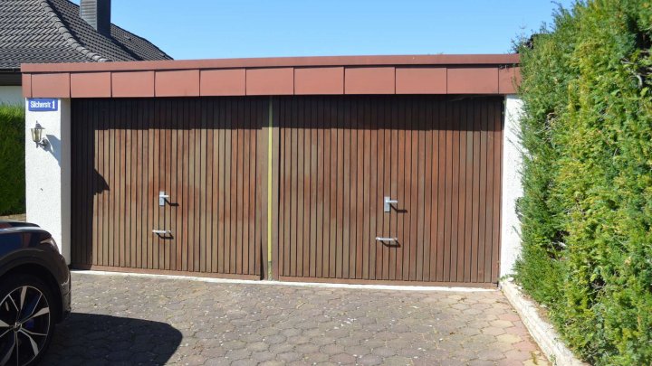 Traumhaus für Nichtträumer- mit großem Garten -mit Doppelgarage- in fantastischer Lage.