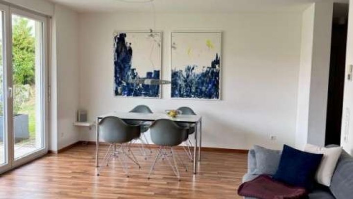Moderne 3-Zimmer-Wohnung mit Terrasse, Einbauküche und Tiefgaragenstellplatz