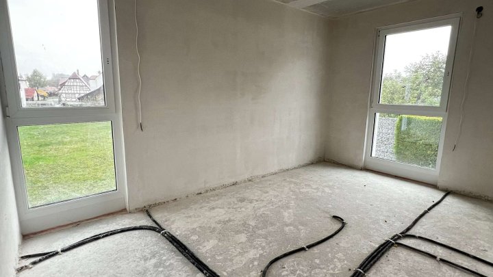 Ihr Zuhause. Ihr Stil.  – Reihenhaus zum Selbstausbau oder Fertigstellenlassen in Kleinvillars