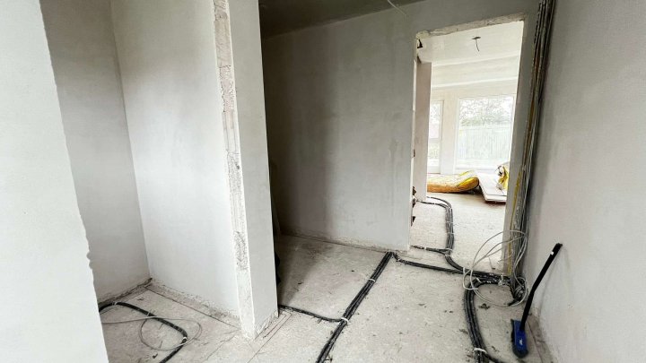 Ihr Zuhause. Ihr Stil.  – Reihenhaus zum Selbstausbau oder Fertigstellenlassen in Kleinvillars