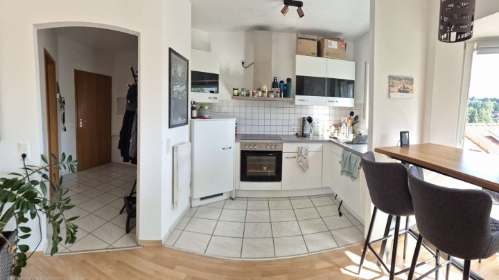 2 Zimmer- DG-Wohnung in Königsbach-Stein (OT Stein) in Feldrandnähe zu vermieten!