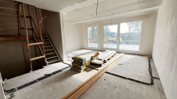 Ihr Zuhause. Ihr Stil.  – Reihenmittelhaus zum Selbstausbau oder Fertigstellenlassen in Kleinvillars