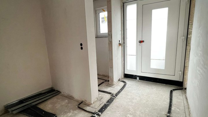 Ihr Zuhause. Ihr Stil.  – Reihenendhaus zum Selbstausbau oder Fertigstellenlassen in Kleinvillars