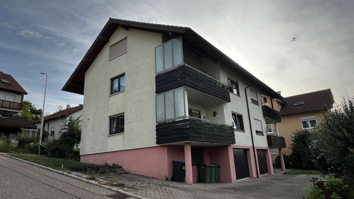 Klein, fein und möbliert – Ihr neues Zuhause in Niefern