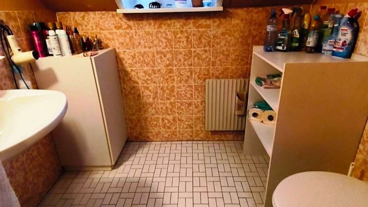 Großzügiges Einfamilienhaus mit Garten und Gestaltungspotenzial in Schömberg-Schwarzenberg