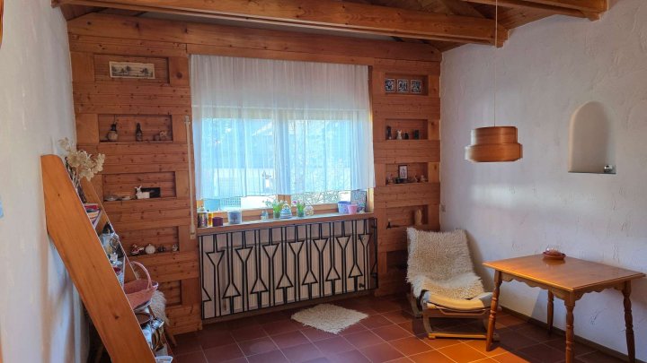 Großzügiges Einfamilienhaus mit Garten und Gestaltungspotenzial in Schömberg-Schwarzenberg