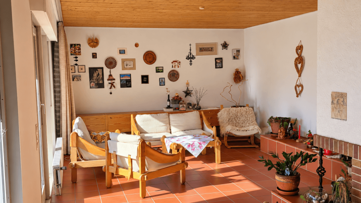 Großzügiges Einfamilienhaus mit Garten und Gestaltungspotenzial in Schömberg-Schwarzenberg