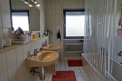 Badezimmer 1.OG