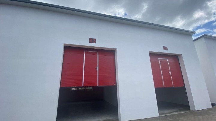 Gewerbehalle mit 52 qm - Lagerhalle - Boot - Oldtimer - Platz - Werkstatt - Platz für Ihre Ideen