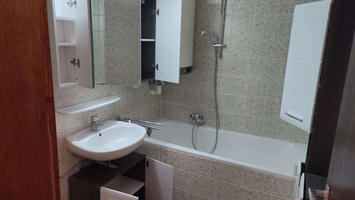 Große 3 Zimmer Whg. mit schönem Blick auf die Enz