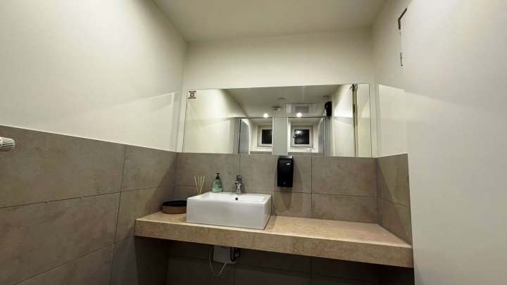 Vielseitiges Objekt / Vereinsheim mit Wohnung in toller Aussichtslage