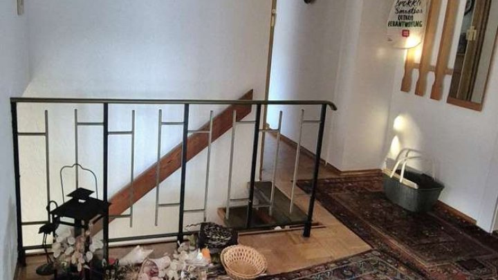 Perfekt für Heimwerker - Einfamilienhaus mit großem Anbau - und Garten mit Baufenster