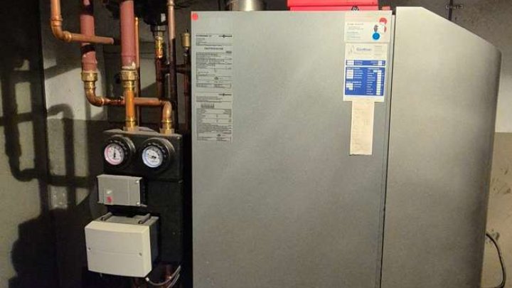 Perfekt für Heimwerker - Einfamilienhaus mit großem Anbau - und Garten mit Baufenster