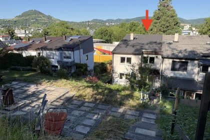 Rückansicht mit Achalmblick