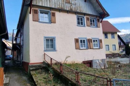 Außenansicht Straßenseite