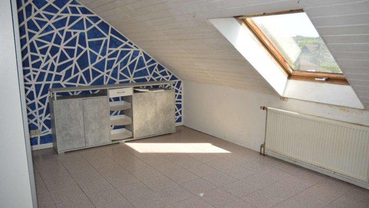 Platz für die ganze Familie !-Doppelhaushälfte -Doppelgarage-2mal Garten- Terrasse und vieles mehr!