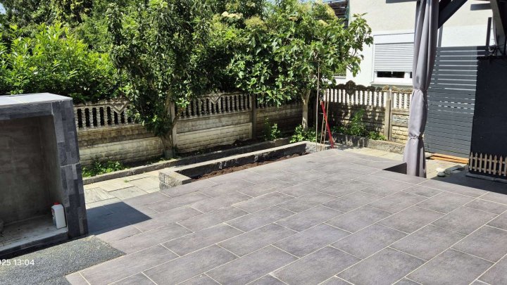 hochwertige & moderne Doppelhaushälfte in Bestlage von Pforzheim zu verkaufen!