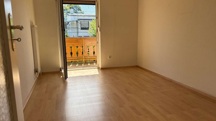 Reiheneckhaus in Orschel-Hagen mit Stellplatz