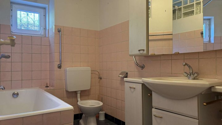 Reiheneckhaus in Orschel-Hagen mit Stellplatz