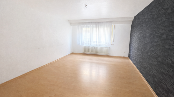 Attraktive 3-Zimmer-Wohnung mit großem Balkon, schöner Küche und Stellplatzoption