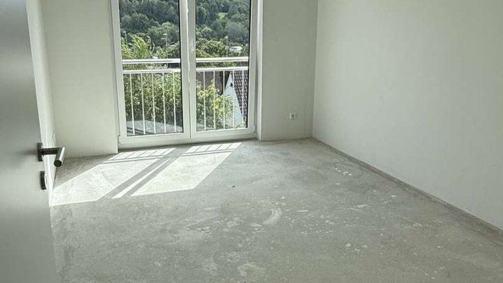 Neubau Doppelhaushälfte mit Panorama-Aussicht in Stein zu verkaufen!
