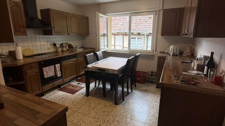 Sensationelle Gelegenheit für große Familien oder Mehrgenerationenhaushalte mit Handwerksgeschick!