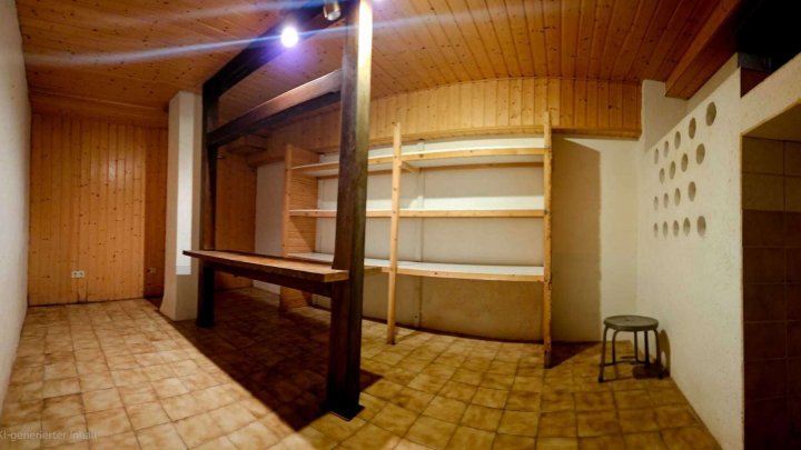 ***Gepflegtes Einfamilienhaus mit goßer Werkstatt/Garage zu verkaufen!***