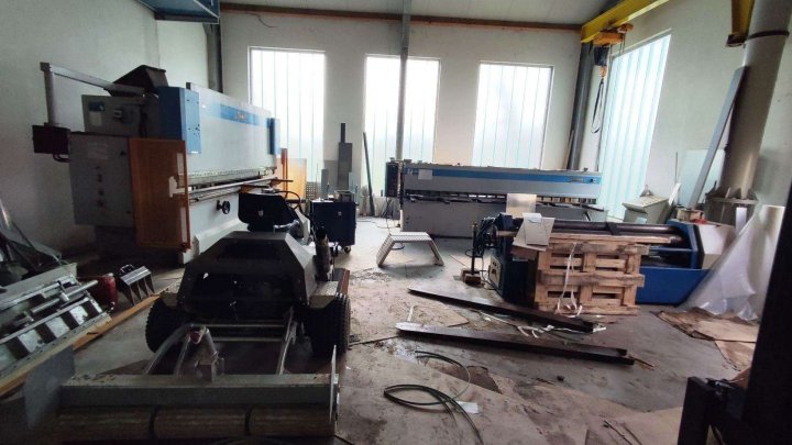 Gewerbehalle mit Nebengebäude und Stallung bei Künzelsau!