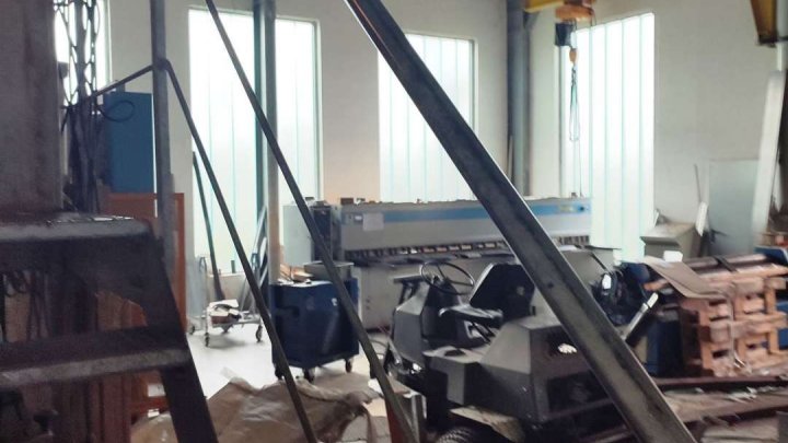 Gewerbehalle mit Nebengebäude und Stallung bei Künzelsau!