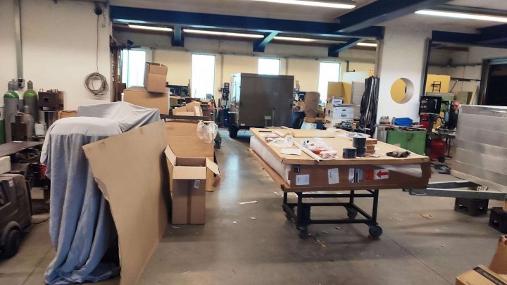 Gewerbehalle mit Nebengebäude und Stallung bei Künzelsau!