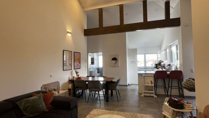 exklusive 3 Zimmer Dachgeschosswohnung in Ittersbach (Bj. 2020)