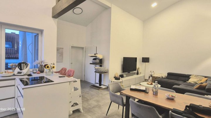 exklusive 3 Zimmer Dachgeschosswohnung in Ittersbach (Bj. 2020)