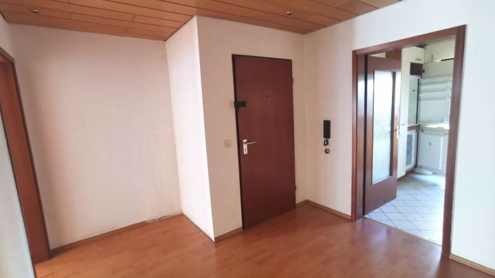 Helle ETW in zentraler, ruhiger Lage mit EBK und Garage