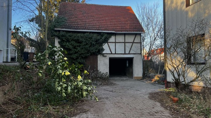 Großes Grundstück, Sanierungsobjekt mit Scheune und viel Potenzial in Büchenbronn