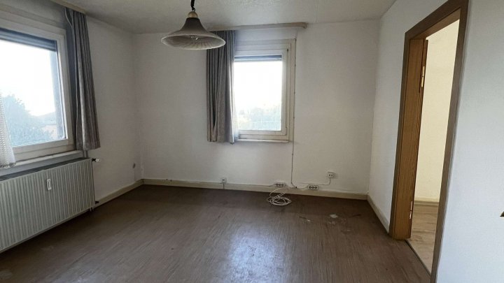 Großes Grundstück, Sanierungsobjekt mit Scheune und viel Potenzial in Büchenbronn