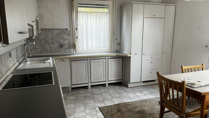 Großes Grundstück, Sanierungsobjekt mit Scheune und viel Potenzial in Büchenbronn