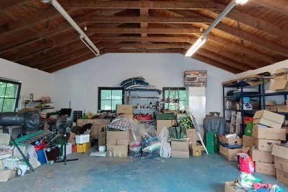 Doppelgarage mit Werkstatt