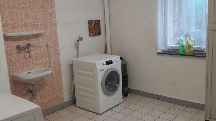 Gepflegtes 3-Familienhaus für mehrere Generationen