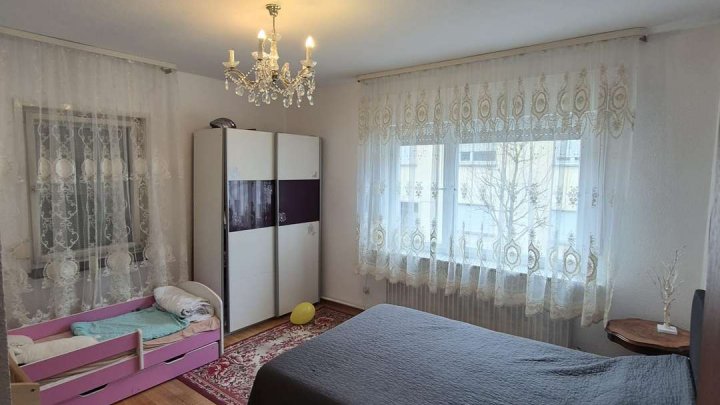 Gepflegtes 3-Familienhaus für mehrere Generationen