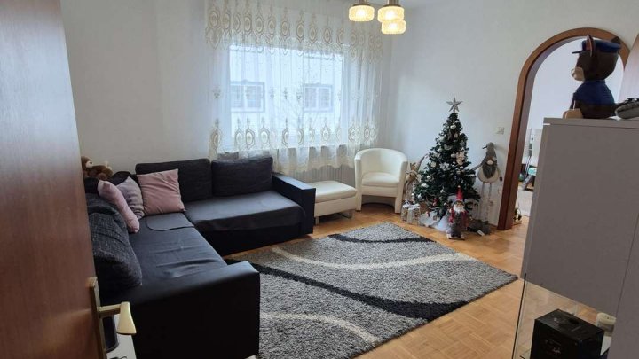 Gepflegtes 3-Familienhaus für mehrere Generationen